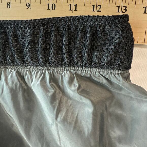 Nike Tech Pack Women’s Pants S Black Grey CZ9791-010 Loose Fit Joggers - Picture 9 of 10